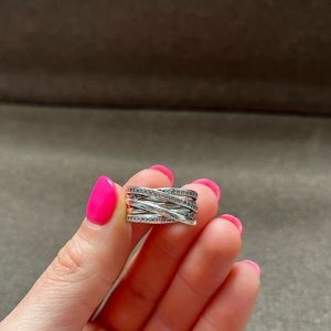 Pandora Ring - Sparkling And Polished Lines - 54